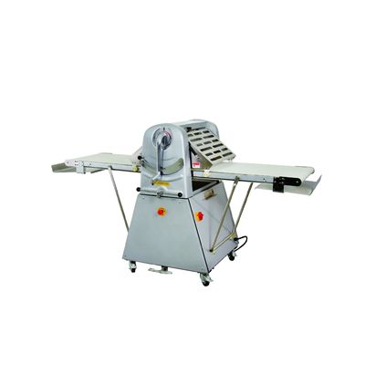 da manteiga europeia do estilo da máquina de Sheeter da massa do croissant de 0.3-50mm rolo automático da massa