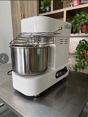 1.1kw Misturador de pão em espiral 5kg Misturador de massa em espiral profissional para casa
